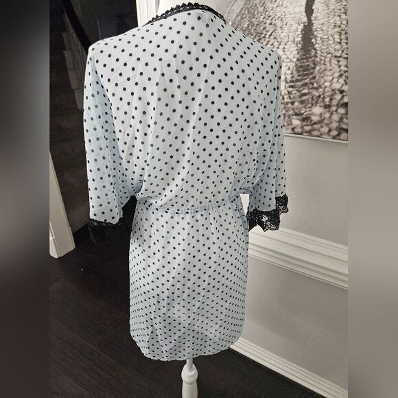 Sheer polka dot Robe 1x NWOT - Picture 8 of 10